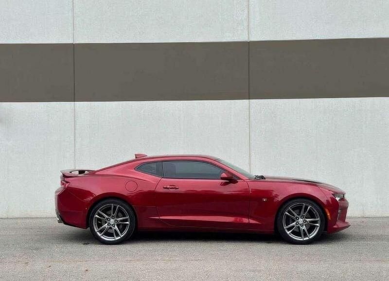 Gebraucht Chevrolet Camaro 271 PS (199 kW) 2016 Rot Coupé