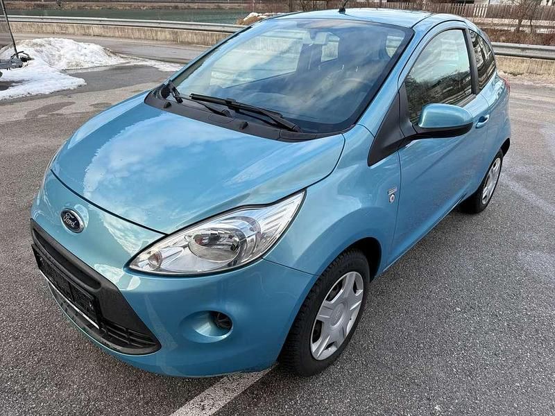 Gebraucht Ford Ka Trend 69 PS (50 kW) 2015 Blau Kleinwagen