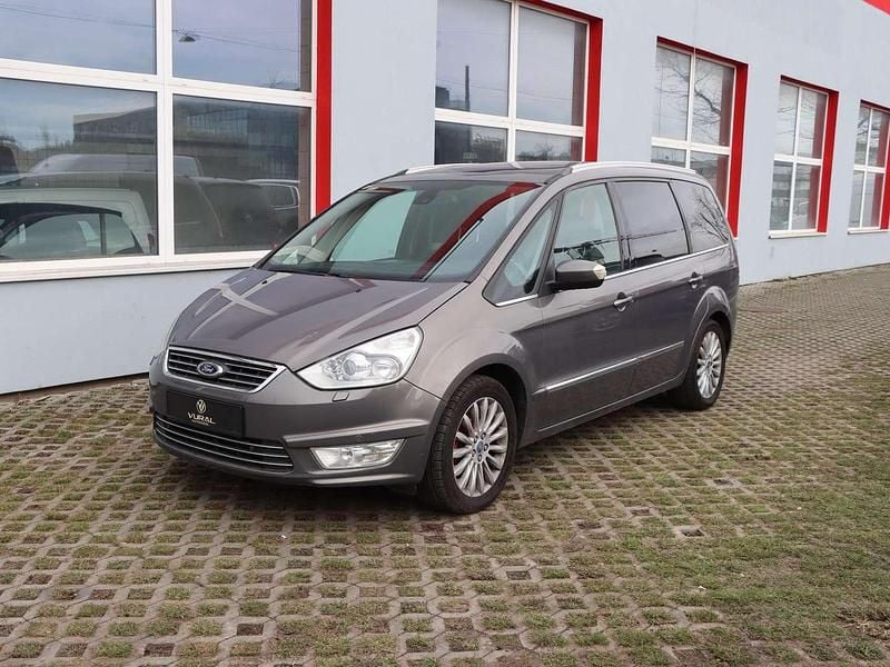 Gebraucht Ford Galaxy Titanium 163 PS (119 kW) 2011 Braun Van / Kleinbus