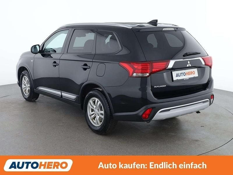 Gebraucht Mitsubishi Outlander Invite 150 PS (110 kW) 2020 Schwarz SUV