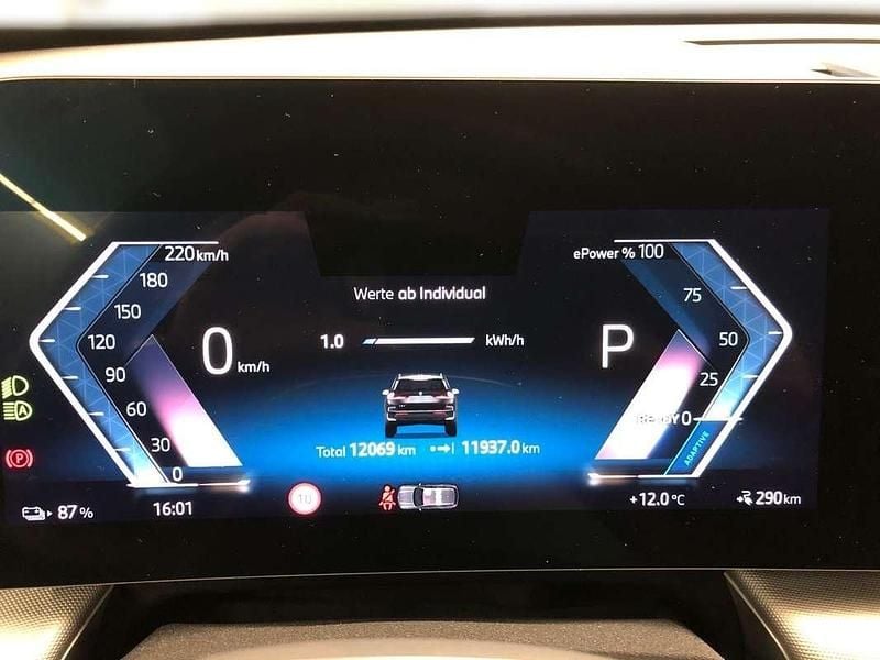 Gebraucht BMW iX1 150 kW (204 PS) 2024 Schwarz SUV