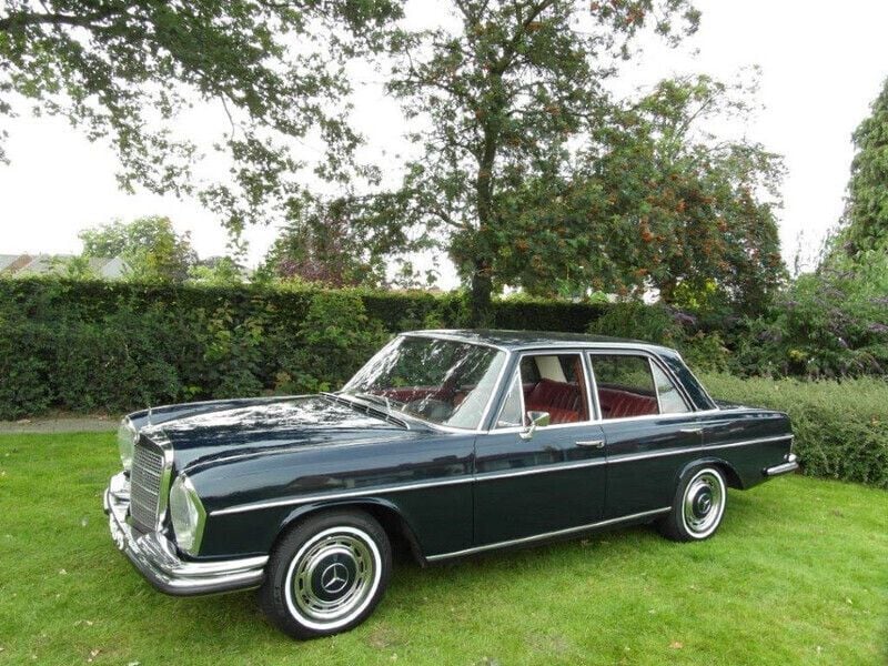Blau Gebraucht 1968 Mercedes 280 SE Limousine | € 15.800 - Bild 1/4