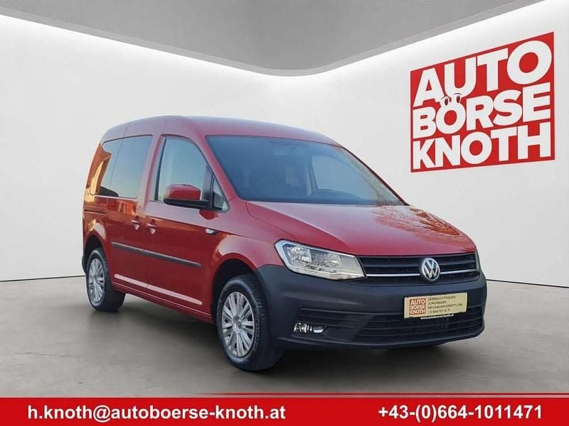 Gebraucht VW Caddy Trendline 102 PS (75 kW) 2016 Rot Van / Kleinbus