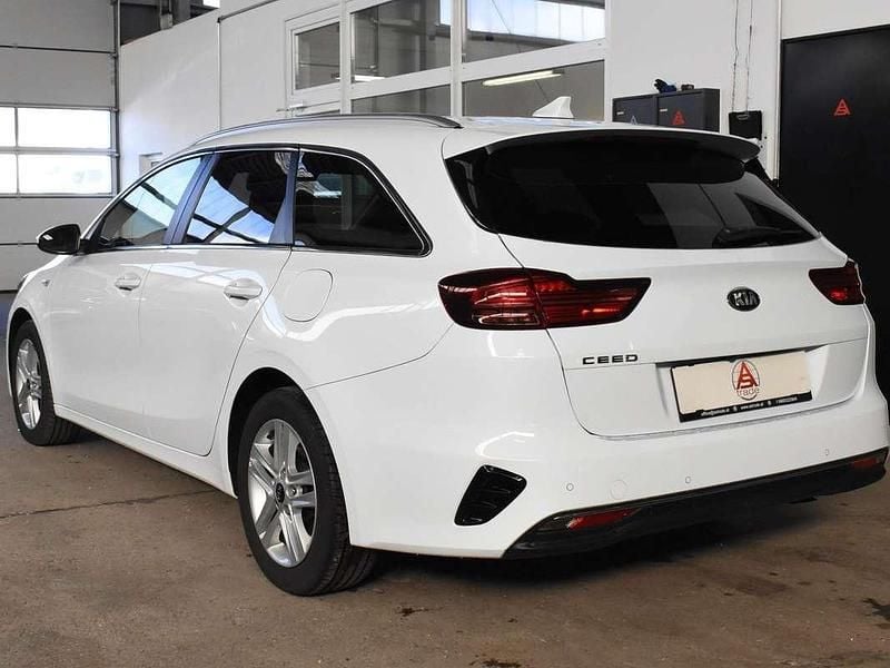 Gebraucht Kia Ceed Sportswagon 140 PS (102 kW) 2021 Weiß Kombi