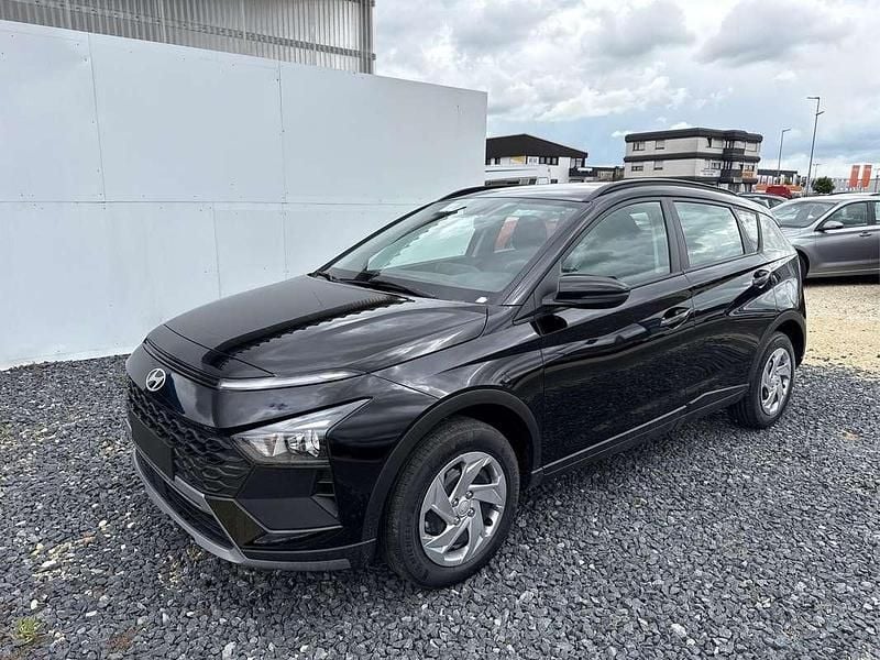 Neu Hyundai Bayon Life 77 PS (56 kW) 2025 Grün SUV