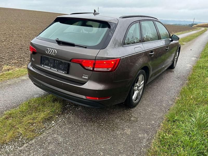 Gebraucht Audi A4 150 PS (110 kW) 2016 Braun Kombi