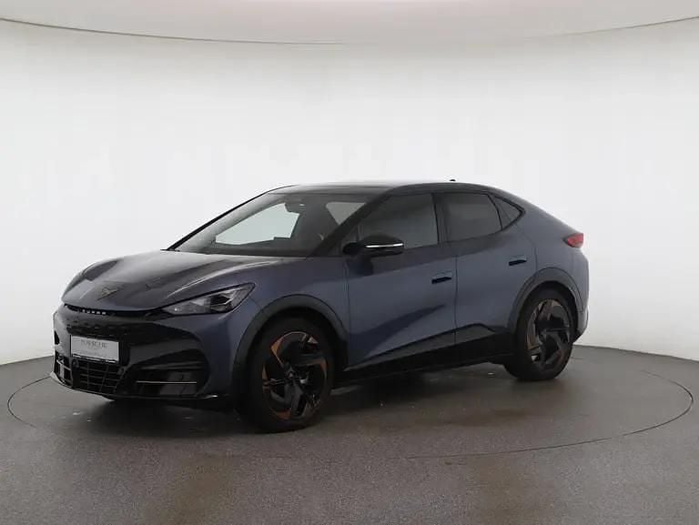 Mittelblau normal Gebraucht 2025 Cupra Tavascan VZ SUV | € 51.490 (Fairer Preis) - Bild 1/4