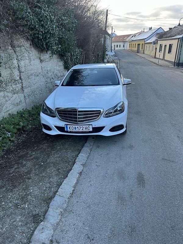 Gebraucht Mercedes E200 136 PS (100 kW) 2014 Limousine