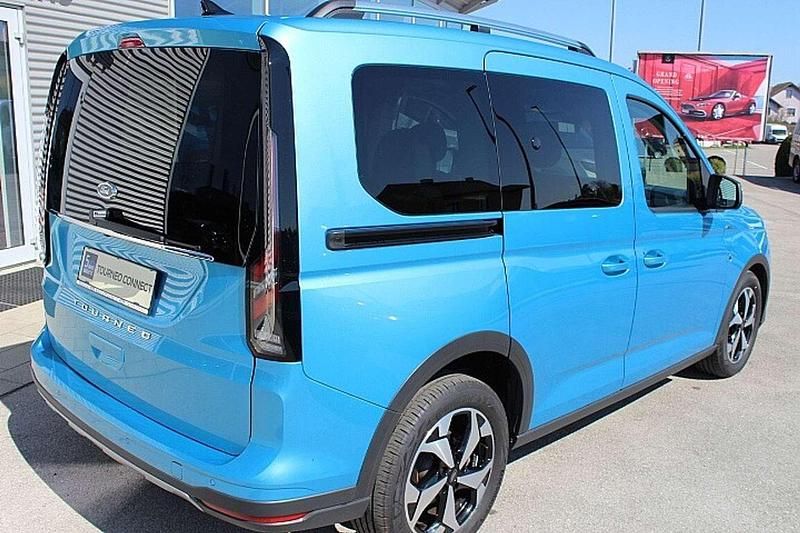 Gebraucht Ford Tourneo Active 114 PS (83 kW) 2023 Blau Kombi