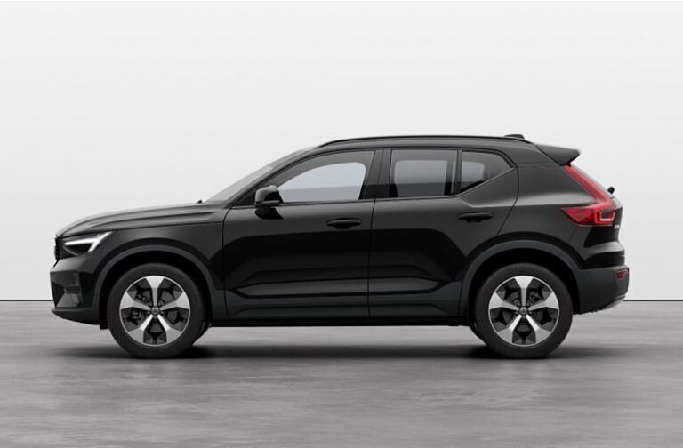 Gebraucht Volvo XC40 197 PS (144 kW) 2024 Schwarz SUV