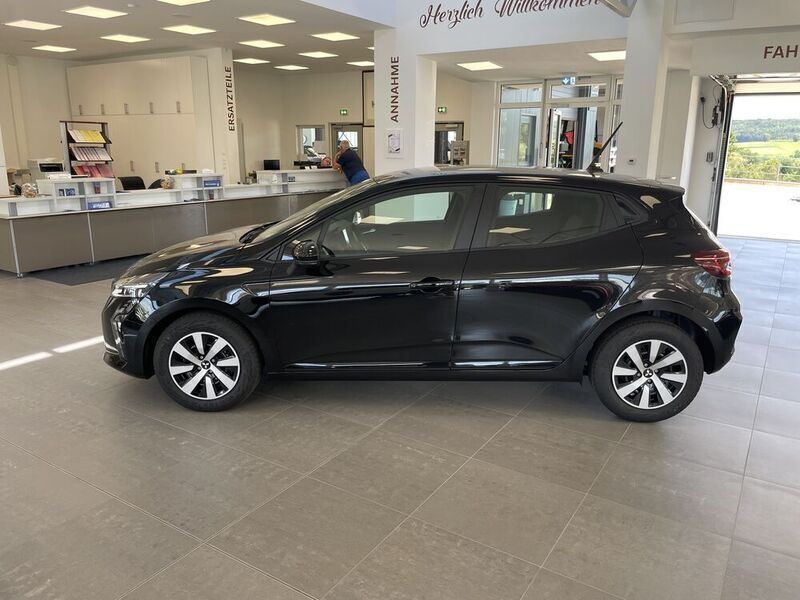 Neu Mitsubishi Colt Invite 91 PS (66 kW) 2025 Limousine