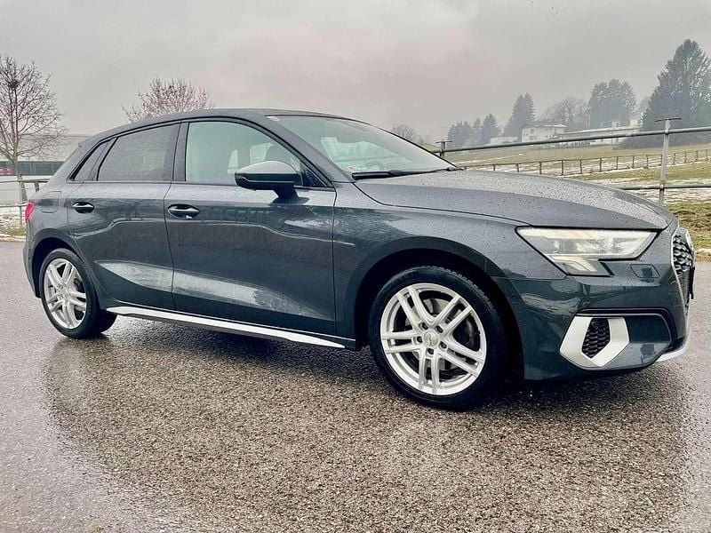 Gebraucht Audi A3 200 PS (147 kW) 2021 Grau Limousine