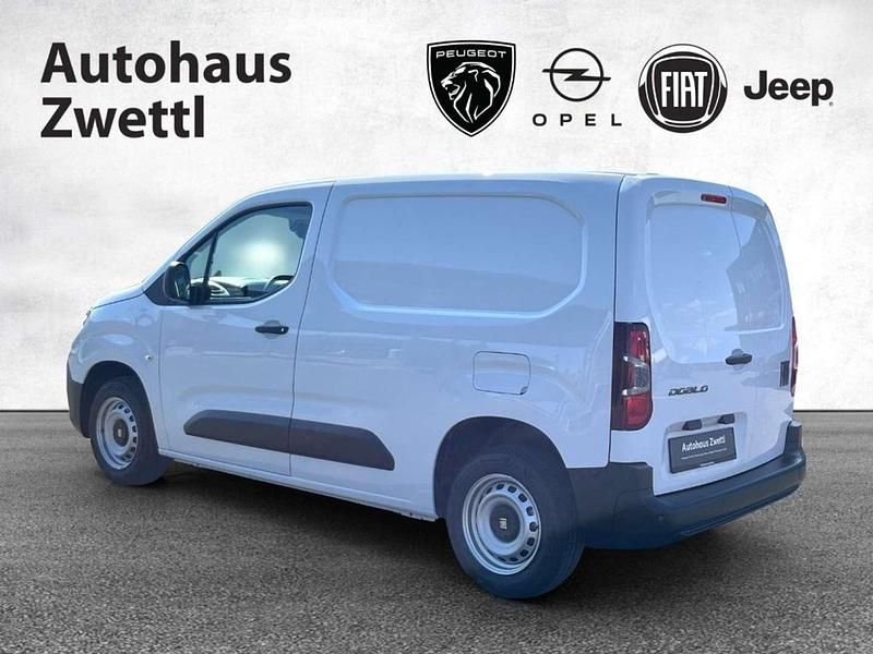 Neu Fiat Doblò 102 PS (75 kW) 2025 Weiß Van / Kleinbus