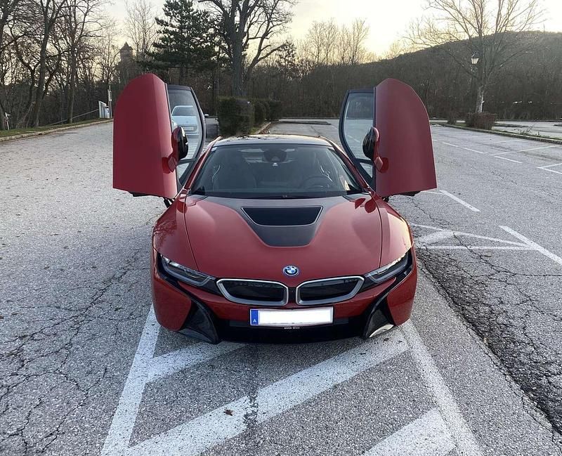 Gebraucht BMW i8 231 PS (169 kW) 2016 Rot Coupé