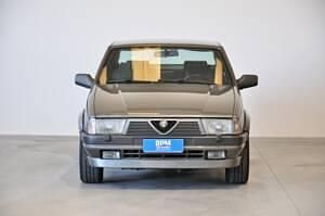 Gebraucht Alfa Romeo 75 148 PS (108 kW) 1987 Grau Limousine