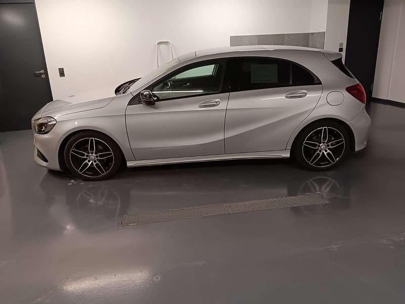 Gebraucht Mercedes A160 AMG line 102 PS (75 kW) 2016 Silber Limousine