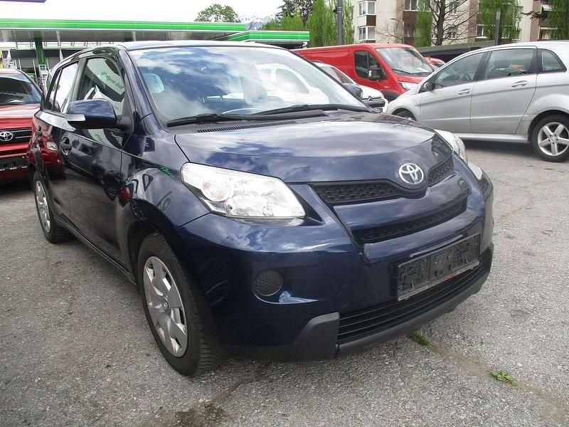 Gebraucht Toyota Urban Cruiser Basis 101 PS (74 kW) 2010 Blau SUV
