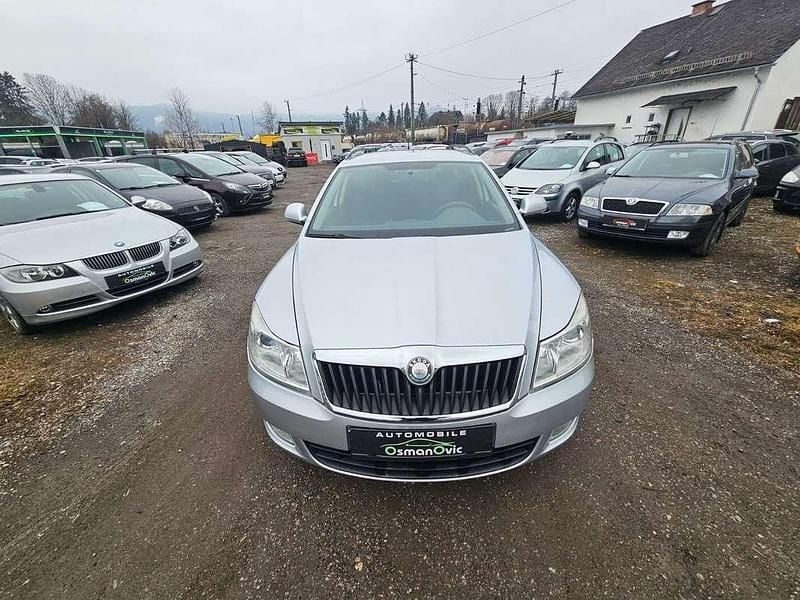 Gebraucht Skoda Octavia Dynamic 101 PS (74 kW) 2009 Grau Kombi