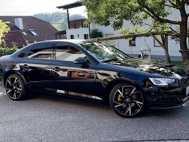 Gebraucht Audi A4 Design 150 PS (110 kW) 2017 Schwarz Limousine