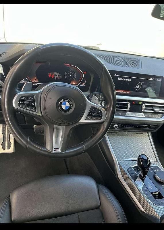 Gebraucht BMW 320 Shadowline 190 PS (139 kW) 2020 Grau Kombi