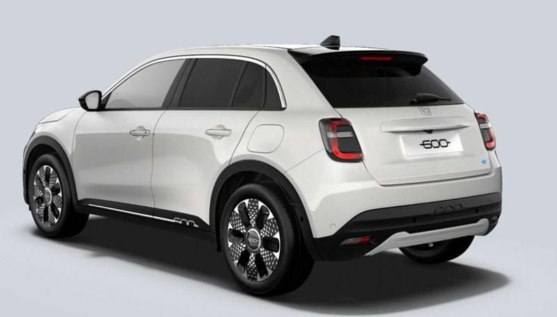 Gebraucht Fiat 600 114 kW (155 PS) 2025 Weiß Limousine