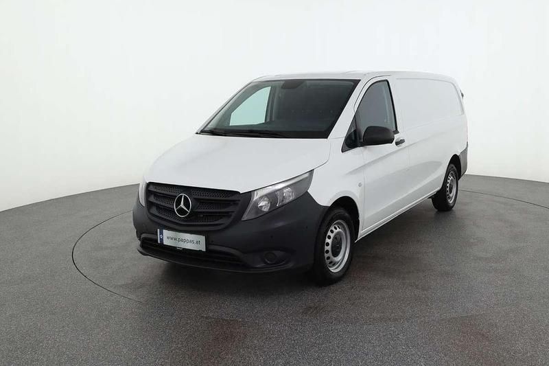 Weiß Gebraucht 2021 Mercedes Vito Van / Kleinbus | € 28.788 (Superpreis) - Bild 1/3