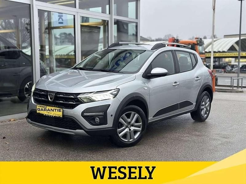 Grau Gebraucht 2021 Dacia Sandero Comfort Limousine | € 12.690 (Fairer Preis) - Bild 1/4