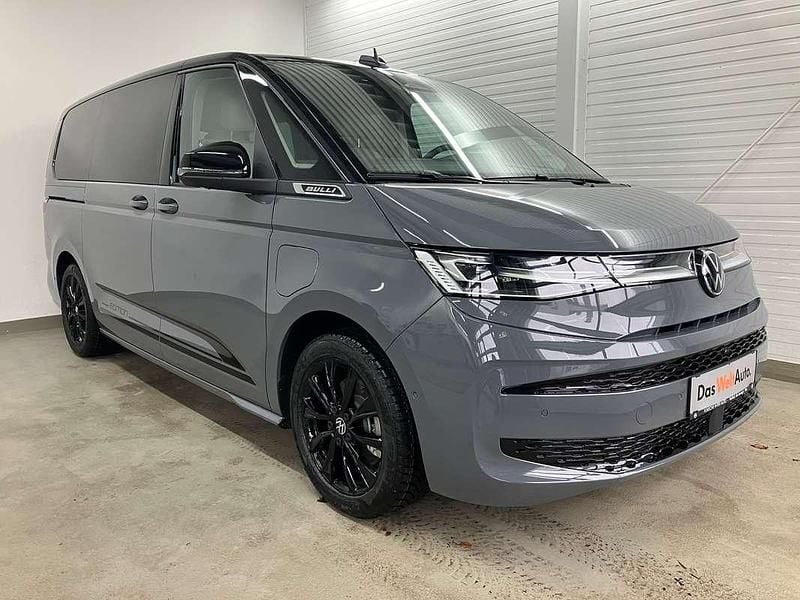 Neu VW Multivan Edition 245 PS (180 kW) 2025 Mittelgrau  normal Van