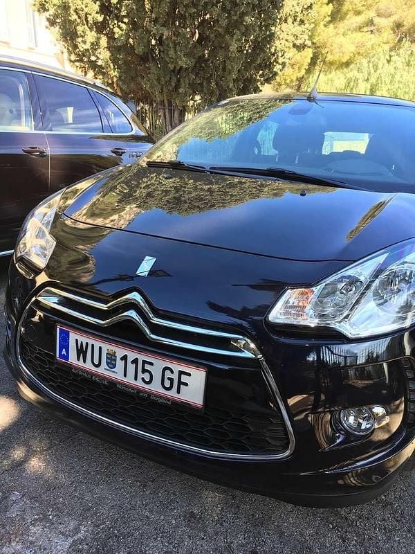 Blau Gebraucht 2014 DS Automobiles DS3 Cabrio | € 8.800 - Bild 1/4