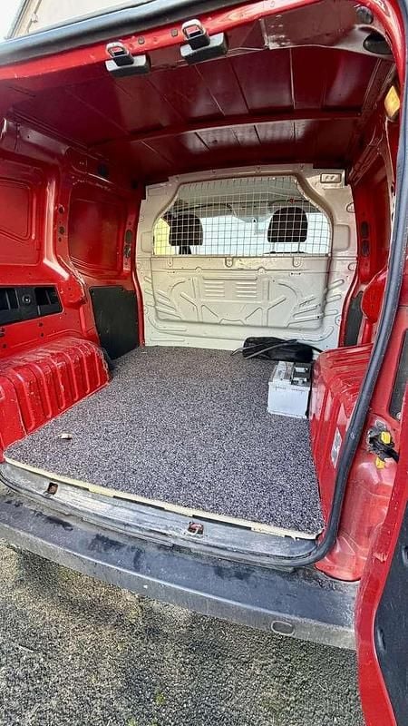 Gebraucht Citroën Nemo Start 75 PS (55 kW) 2010 Van / Kleinbus