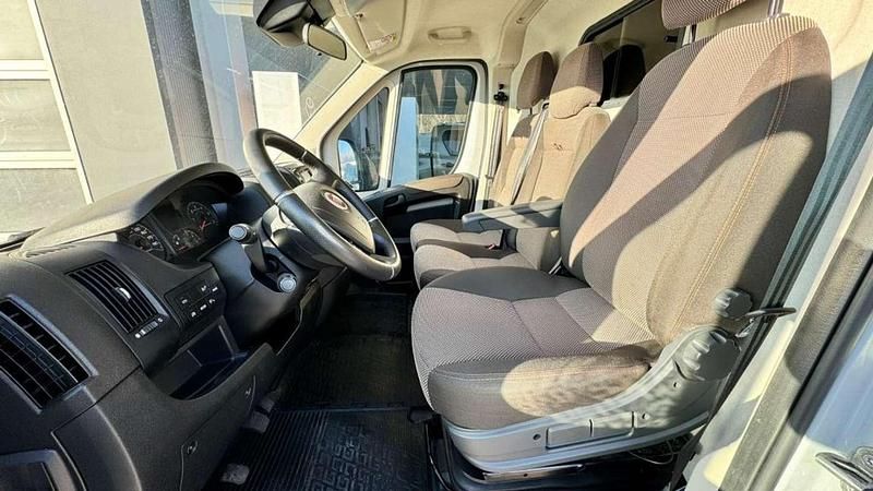 Gebraucht Fiat Ducato 177 PS (130 kW) 2021 Grau Van