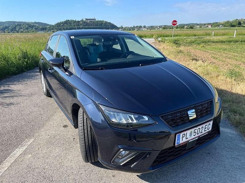 Blau Gebraucht 2022 Seat Ibiza Limousine | € 14.300 (Fairer Preis) - Bild 1/4