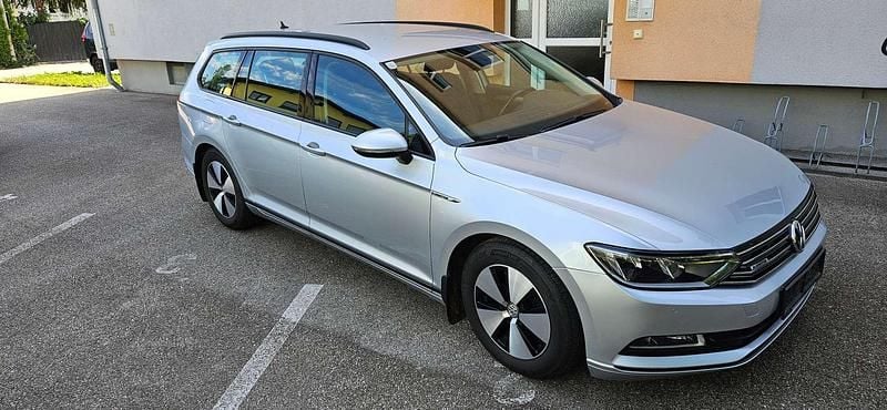 Gebraucht VW Passat Trendline 120 PS (88 kW) 2016 Silber Kombi
