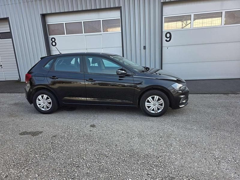 Gebraucht VW Polo Trendline 80 PS (58 kW) 2019 Schwarz Kleinwagen