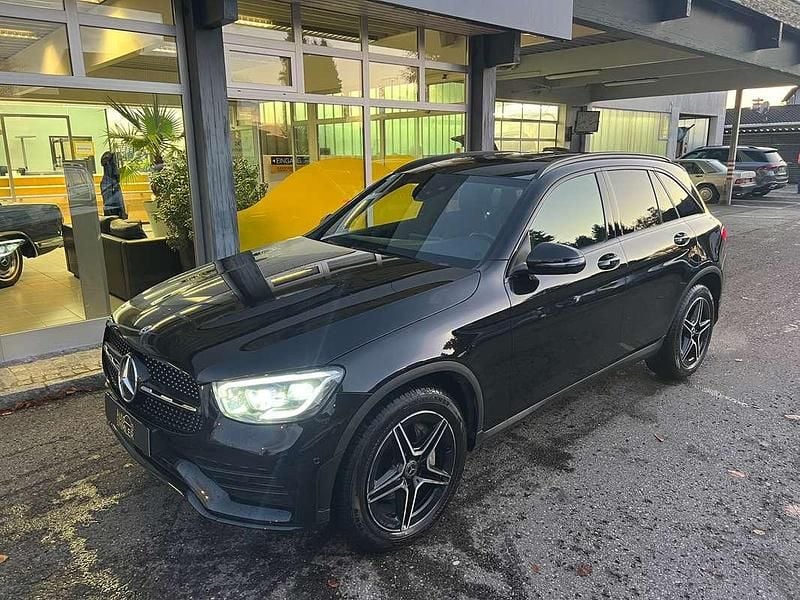 Schwarz Gebraucht 2020 Mercedes GLC200 AMG SUV | € 36.990 (Superpreis) - Bild 1/4