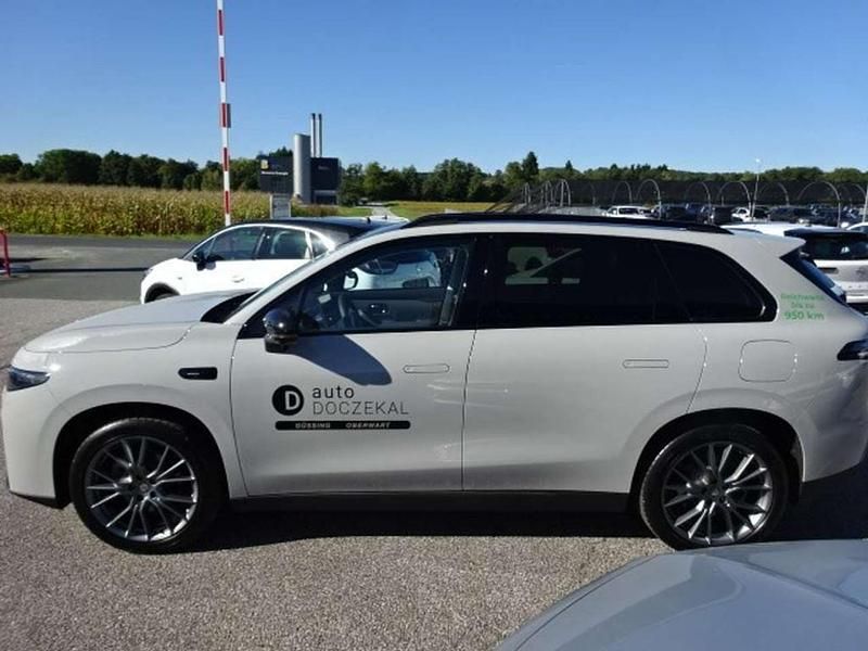 Neu Leapmotor C10 160 kW (218 PS) 2025 Grau SUV