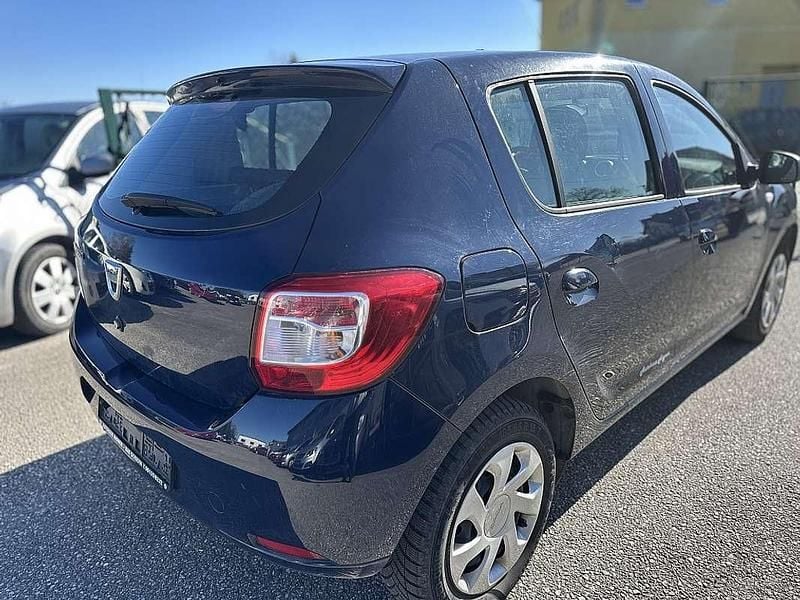 Gebraucht Dacia Sandero 75 PS (55 kW) 2014 Blau Limousine