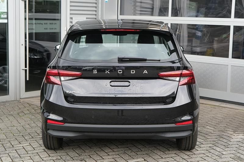 Neu Skoda Fabia Selection 95 PS (69 kW) 2025 Schwarz Limousine