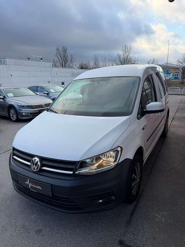 Gebraucht VW Caddy Trendline 102 PS (75 kW) 2016 Weiß Van / Kleinbus
