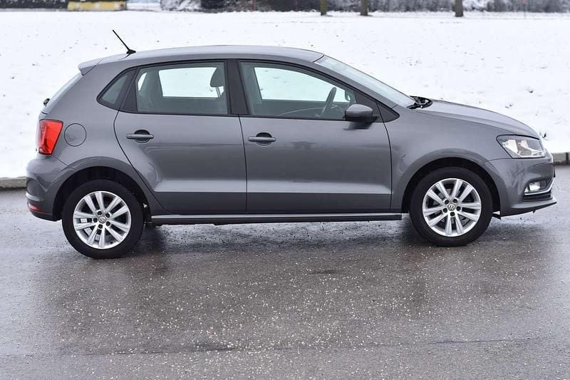 Gebraucht VW Polo Comfortline 60 PS (44 kW) 2017 Grau Kleinwagen