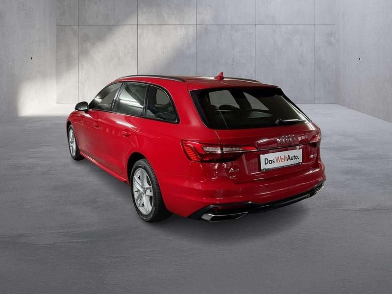 Gebraucht Audi A4 Advanced 163 PS (119 kW) 2020 Rot Kombi