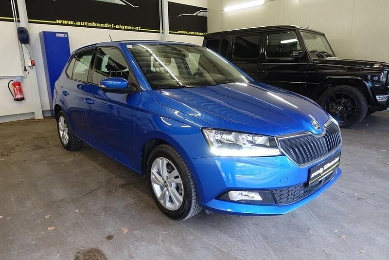 Gebraucht Skoda Fabia Ambition 95 PS (69 kW) 2018 Blau Kleinwagen