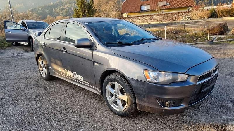 Gebraucht Mitsubishi Lancer Invite 140 PS (102 kW) 2008 Limousine