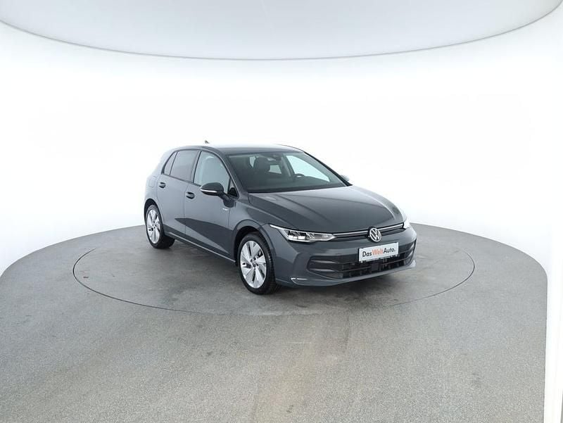 Gebraucht VW Golf VIII 116 PS (85 kW) 2025 Mittelgrau  metallic