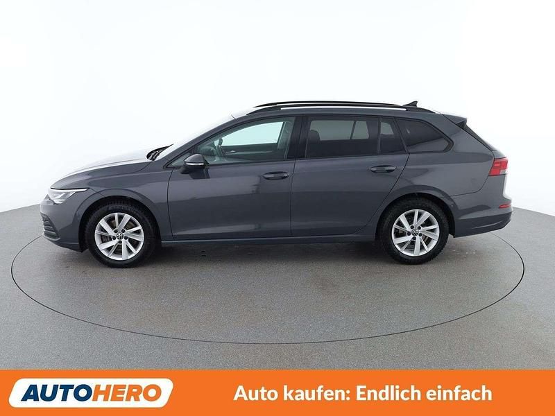 Gebraucht VW Golf VIII Life 116 PS (85 kW) 2023 Grau Kombi
