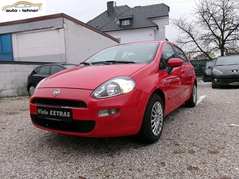 Rot Gebraucht 2013 Fiat Grande Punto Kleinwagen | € 3.990 (Fairer Preis) - Bild 1/4