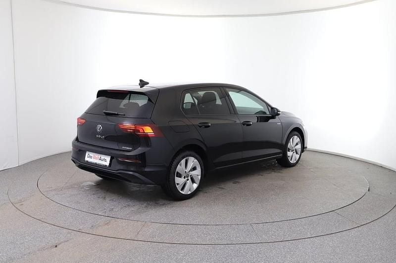Neu VW Golf VIII 204 PS (150 kW) 2026 Schwarz  metallic Limousine