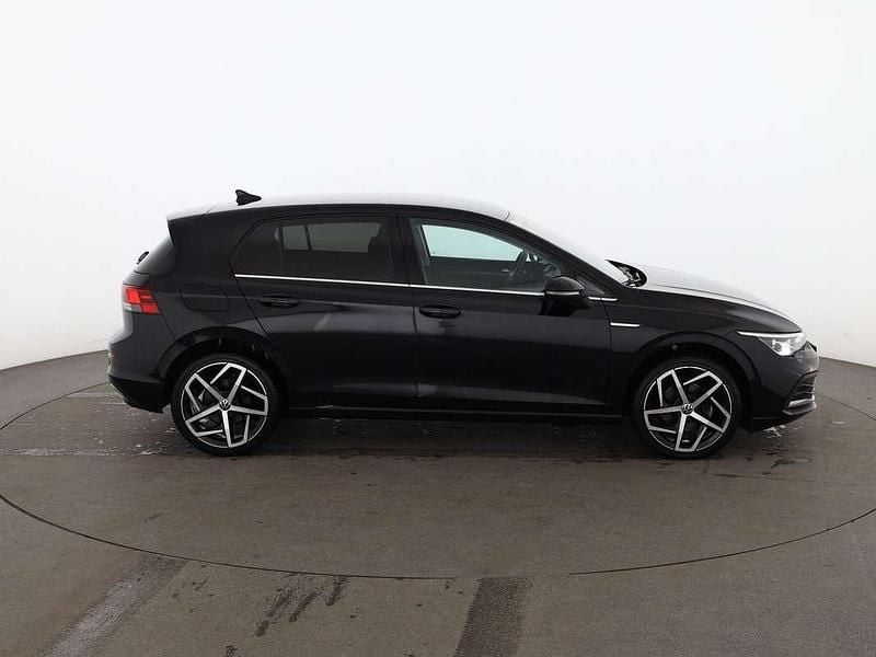 Gebraucht VW Golf VIII Style 131 PS (96 kW) 2020 Schwarz Limousine