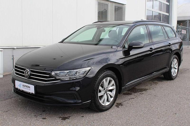 Gebraucht VW Passat Business 150 PS (110 kW) 2022 Schwarz Kombi