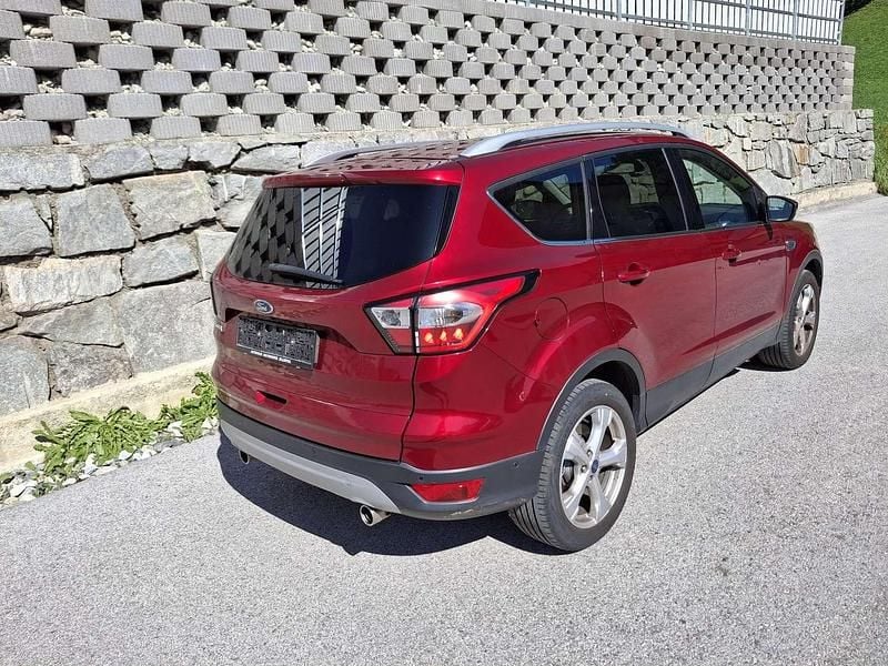 Gebraucht Ford Kuga Titanium 150 PS (110 kW) 2017 SUV